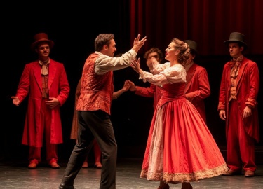 В этой статье можно помочь читателям разобраться в разнообразии стилей современного танца, таких как хип-хоп, контемп...